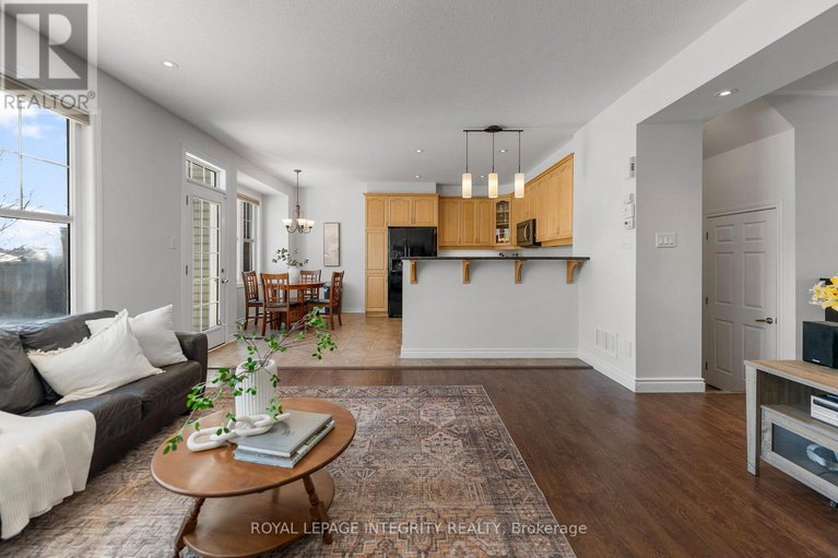 29399138/347-gallantry-way/stittsville-north/ottawa/ontario/K2S0R1_12