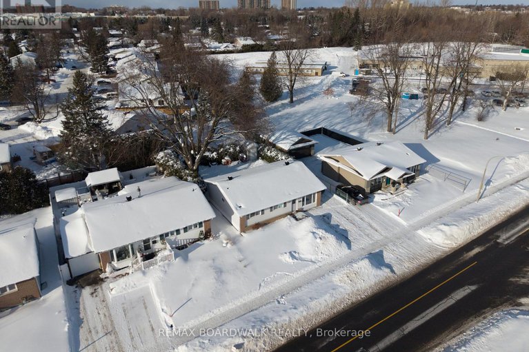 29355191/1381-matheson-road/carson-grove/ottawa/ontario/K1J8B5_49