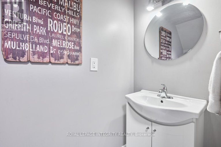 29125841/6-20-sweetbriar-circle/pheasant-run/ottawa/ontario/K2J2K4_13