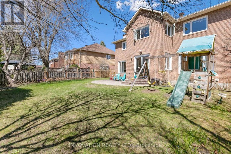 29676438/32-marble-arch-crescent/centrepointe/ottawa/ontario/K2G5S3_36