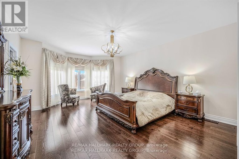 29584360/699-ballycastle-crescent/riverside-south/ottawa/ontario/K1X0A4_30