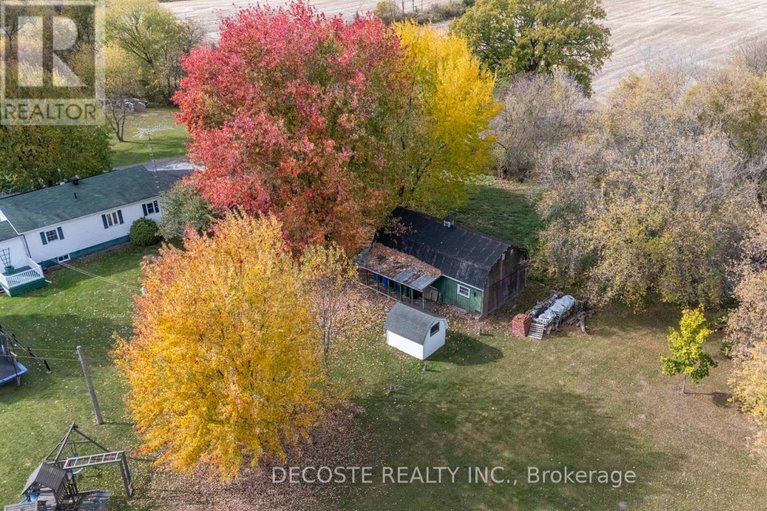 29008744/20015c-county-43-road/north-glengarry-kenyon-twp/north-glengarry/ontario/K0C1A0_38