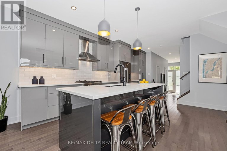28848176/1179-kingston-avenue/carlington/ottawa/ontario/K1Z8K5_8