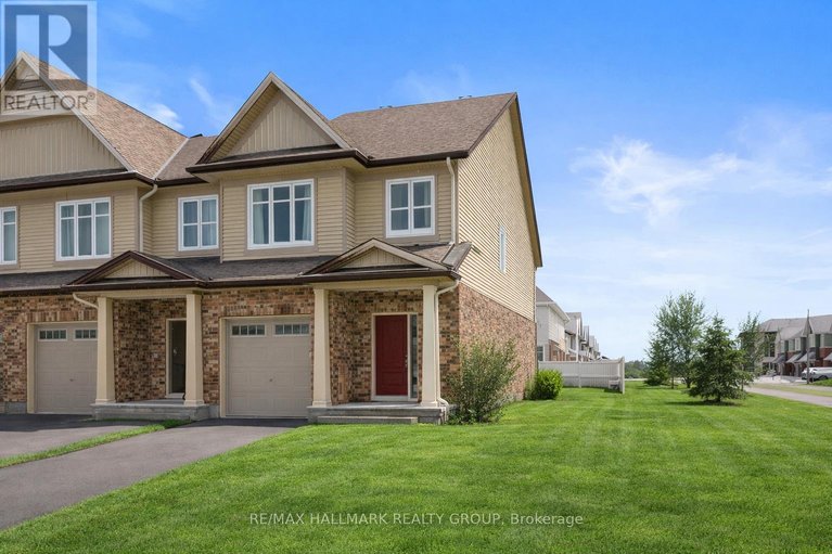 29532256/844-cedar-creek-drive/blossom-parkkemp-parkfindlay-creek/ottawa/ontario/K1T0B3_1