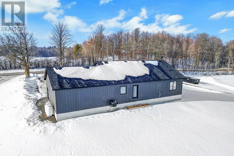 29378491/1207-rae-road/mississippi-mills-ramsay-twp/mississippi-mills/ontario/K0A1A0_35