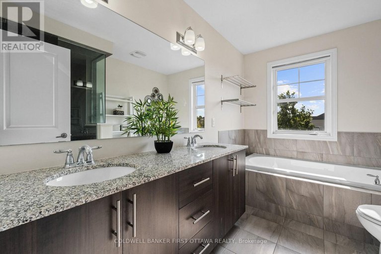 28899468/619-dundonald-drive/half-moon-bay/ottawa/ontario/K2J5Y8_24