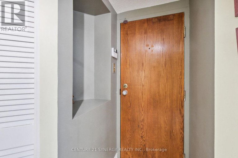 28530021/104-295-gilmour-street/ottawa-centre/ottawa/ontario/K2P0P7_5