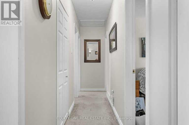 28820512/2-parkside-crescent/meadowlandscrestview/ottawa/ontario/K2G3B5_15