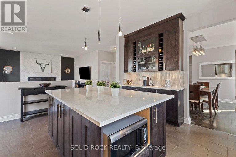 28253564/422-mercury-street-e/town-of-rockland/clarence-rockland/ontario/K4K0G8_13