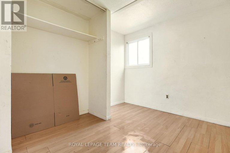28871191/161-rivington-street/carp/ottawa/ontario/K0A1L0_18