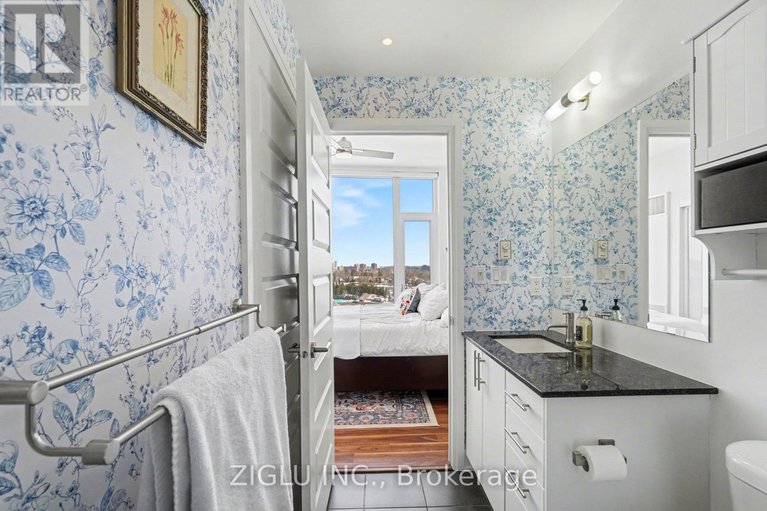 29442141/1005-1035-bank-street/glebe/ottawa/ontario/K1S5K3_45