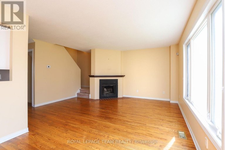 28562833/39-benlark-road/on-the-green/ottawa/ontario/K2J2L5_10