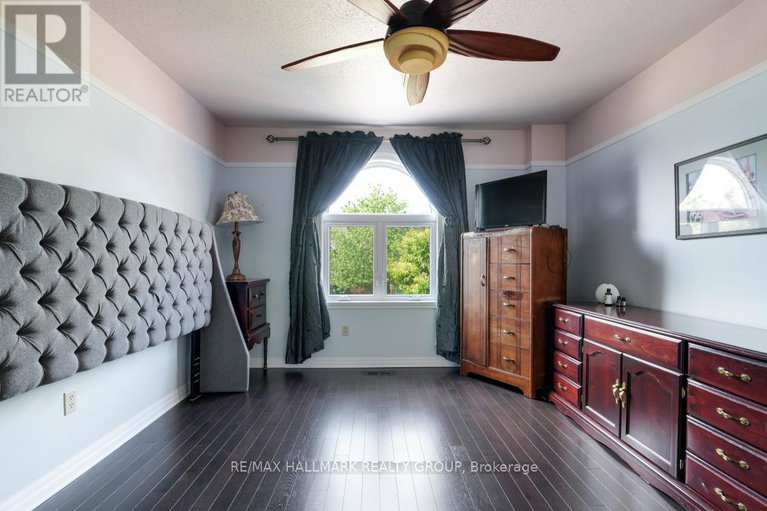 28605723/92-waterton-crescent/bridlewood/ottawa/ontario/K2M1Y5_15