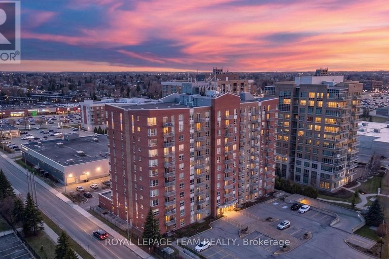 29651493/811-120-grant-carman-drive/mooneys-bayrevelstoke/ottawa/ontario/K2E1C8_3