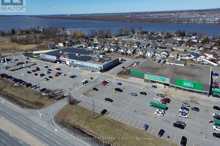 28339232/621-edwards-street/town-of-rockland/clarence-rockland/ontario/K4K1K2_22