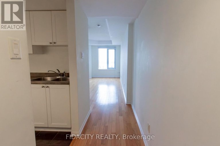 29169587/5c-310-central-park-drive/central-park/ottawa/ontario/K2C4G4_2