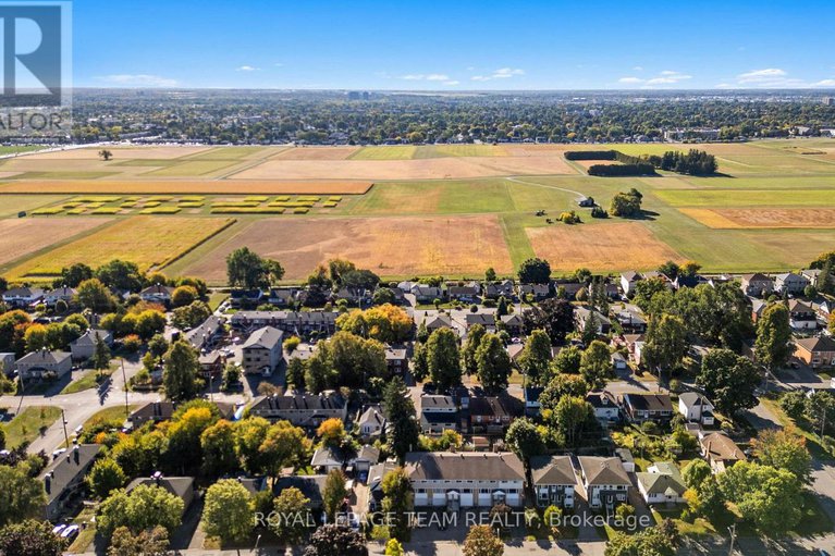 29068448/1308-summerville-avenue/carlington/ottawa/ontario/K1Z8G8_42