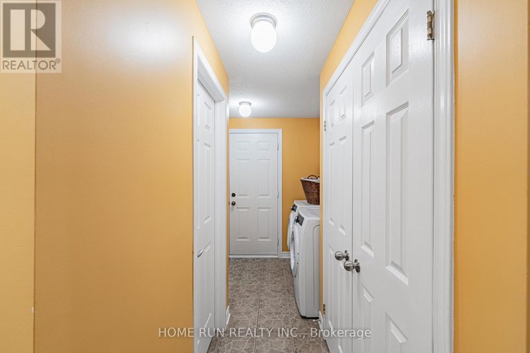 29644930/5-thunderbird-crescent/bridlewood/ottawa/ontario/K2M2H4_18