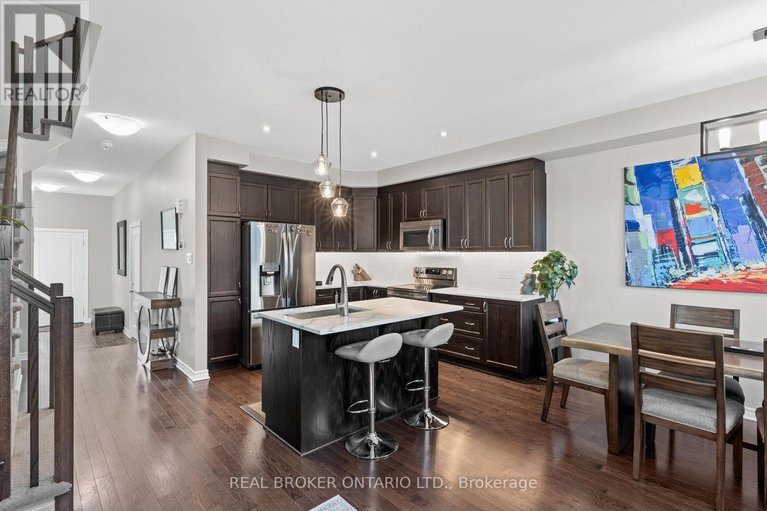 29464895/792-cedar-creek-drive/blossom-parkkemp-parkfindlay-creek/ottawa/ontario/K1T0M6_13