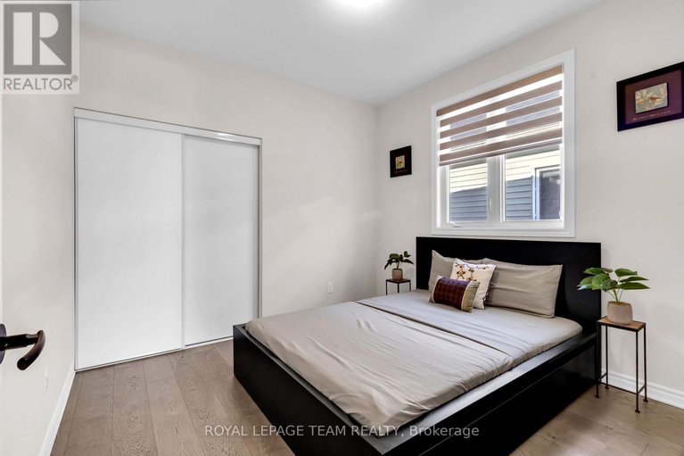 28395434/906-nokomis-place/half-moon-bay/ottawa/ontario/K2J6T2_22
