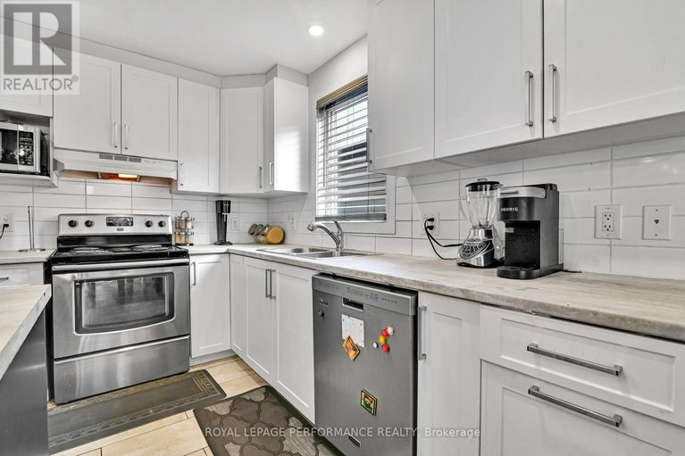 28812434/609-robert-street/town-of-rockland/clarence-rockland/ontario/K4K1E8_9