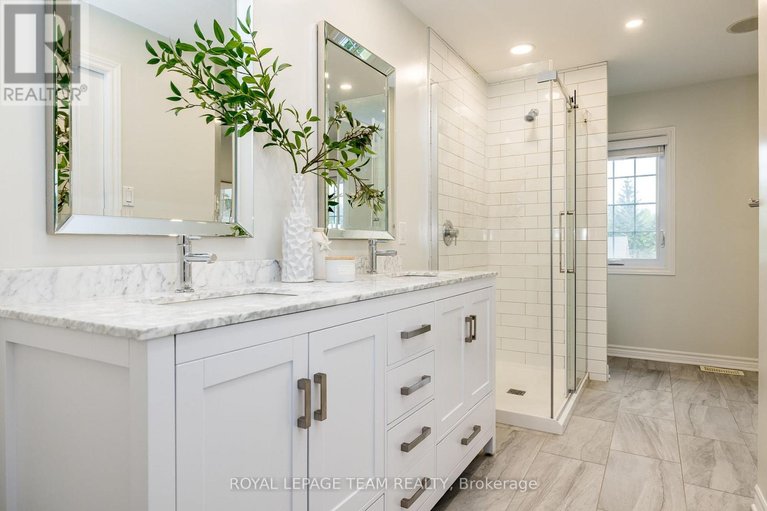 29469857/10-beechgrove-gardens/stittsville-south/ottawa/ontario/K2S1W5_24