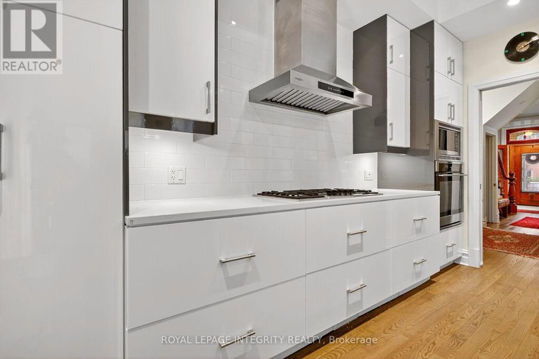 29097696/200-cartier-street/ottawa-centregolden-triangle/ottawa/ontario/K2P1L2_19