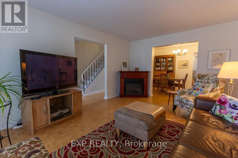 28487090/422-kintyre-private/carleton-square/ottawa/ontario/K2C3M7_7