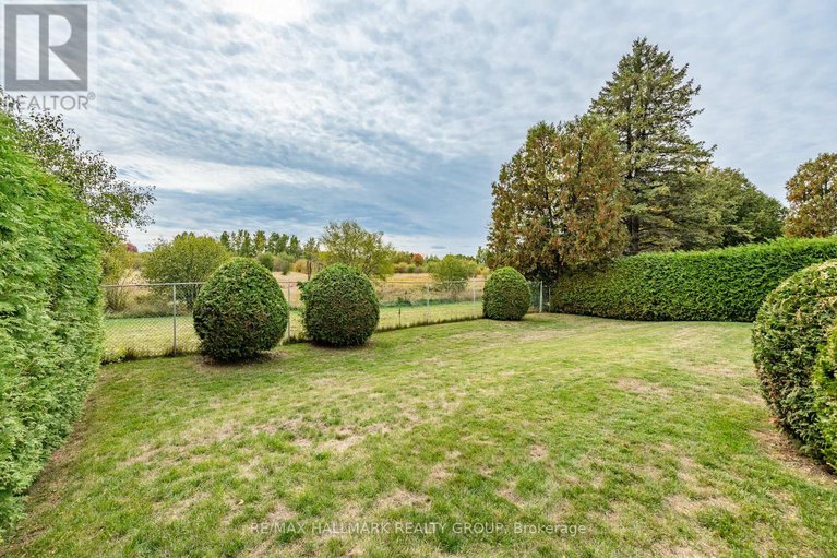 28995963/64-sullivan-avenue/meadowlandscrestview/ottawa/ontario/K2G1V2_39