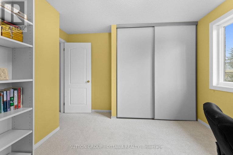 29615591/540-des-conifers-crescent/fallingbrookgardenway-south/ottawa/ontario/K4A3E2_33