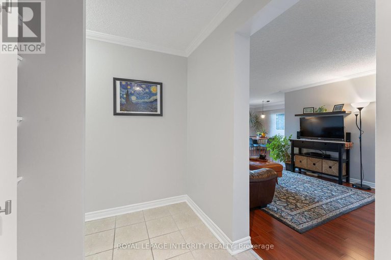 28650131/303-665-bathgate-drive/carson-meadows/ottawa/ontario/K1K3Y4_5