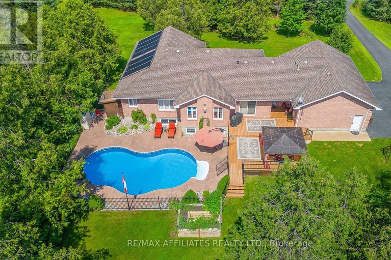 28985818/14-panandrick-view-drive/rural-kanata-central/ottawa/ontario/K2W1A5_41