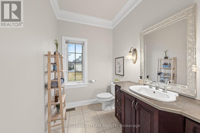 29572534/5440-wadell-court/manotick-village-manotick-estates/ottawa/ontario/K4M1L3_23