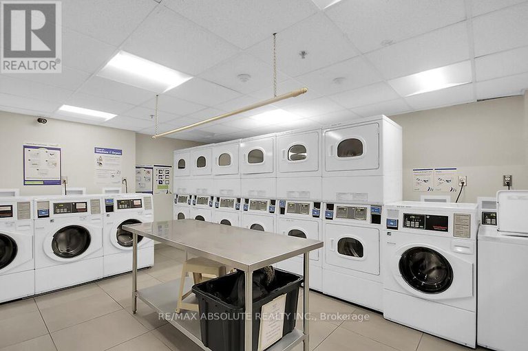 29114754/1607-158a-mcarthur-avenue/vanier/ottawa/ontario/K1L8E7_24