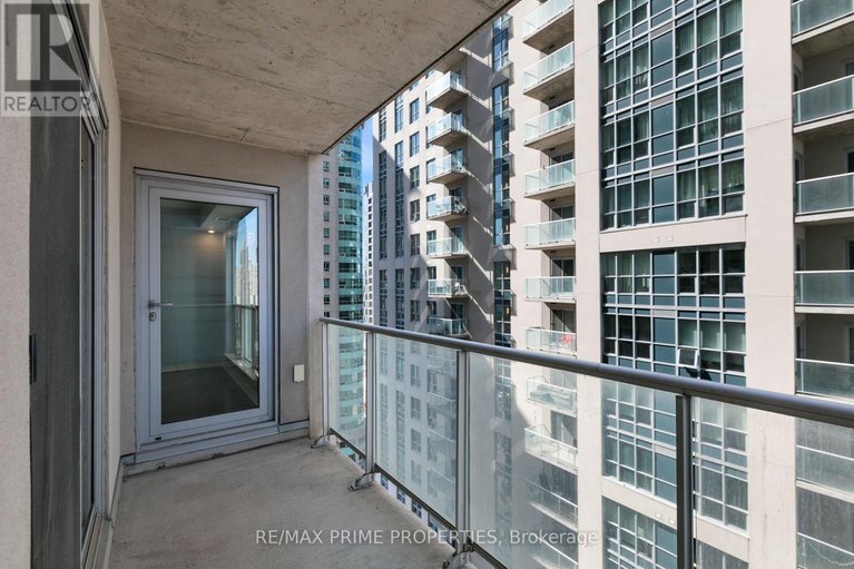 28873792/1306-195-besserer-street/sandy-hill/ottawa/ontario/K1N0B6_30
