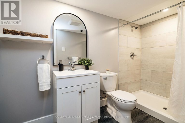 29499389/211-purchase-crescent/stittsville-south/ottawa/ontario/K2S2L8_44