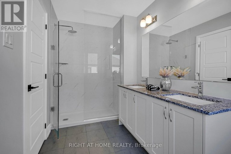 28506201/831-derreen-avenue/stittsville-north/ottawa/ontario/K2S3A7_13