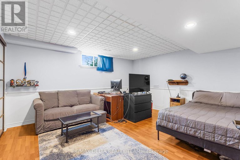 28499288/1147-fieldown-street/cumberland-ridge/ottawa/ontario/K4C1R7_30