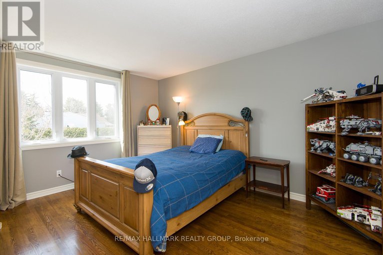 29314461/1743-silver-bark-avenue/orleanssunridge/ottawa/ontario/K1C7A8_34