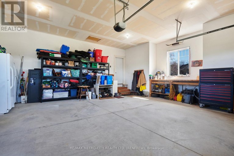 29634627/782-bruce-street/horton-twp/horton/ontario/K7V3Z4_32