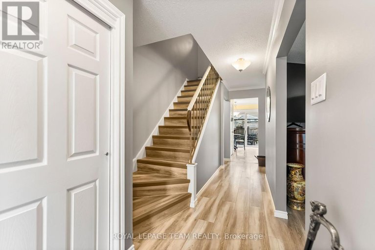 28451879/76-peary-way/katimavik/ottawa/ontario/K2L1Z8_7