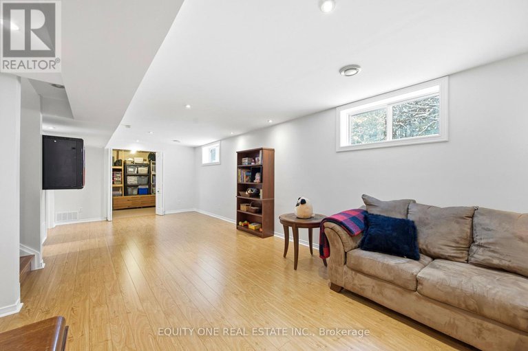 29093360/17-savage-drive/stittsville-central/ottawa/ontario/K2S1B9_38