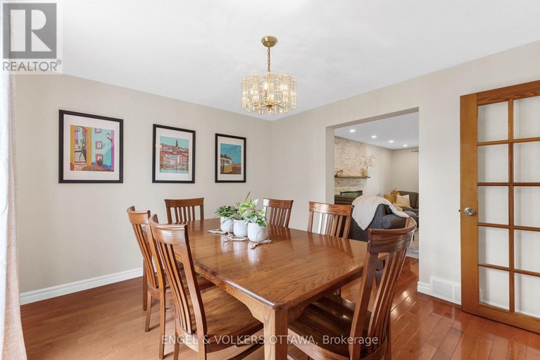 29420206/97-queensline-drive/bruce-farmgraham-parkqualicumbellands/ottawa/ontario/K2H7J6_6