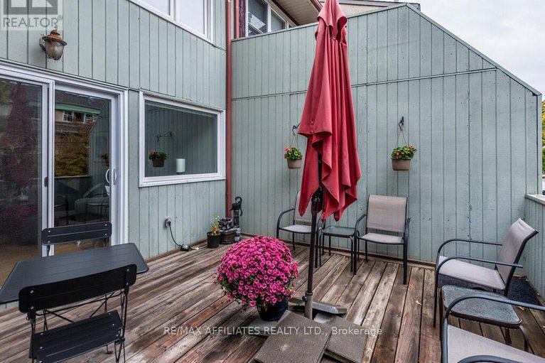 28968383/203-booth-street/west-centre-town/ottawa/ontario/K1R7V4_12