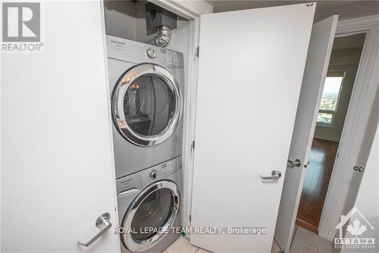 28618346/2204-234-rideau-street/sandy-hill/ottawa/ontario/K1N0A9_20