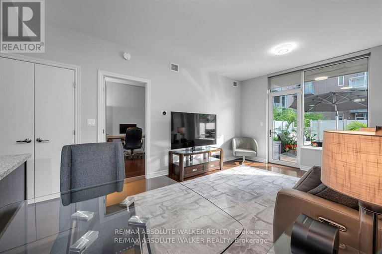 28639536/214-575-byron-avenue/mckellarhighland/ottawa/ontario/K2A1R7_3