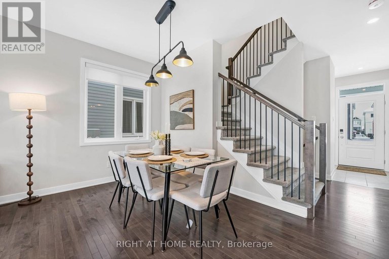 29218592/30-chasing-grove/btwn-franktown-rd-fallowfield-rd/ottawa/ontario/K0A2Z0_8