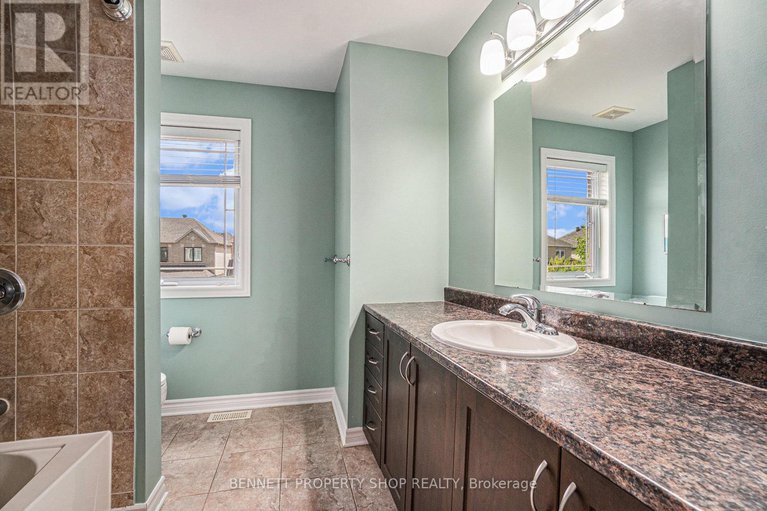 28651588/324-fairlakes-way/avalon-east/ottawa/ontario/K4A0K8_18
