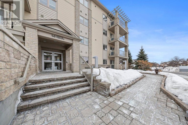 29439623/414-141-potts-private/notting-hillsummerside/ottawa/ontario/K4A0X9_2