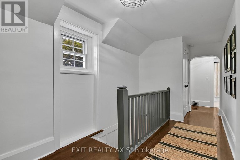 28474942/208-clothier-street-e/kemptville/north-grenville/ontario/K0G1J0_24